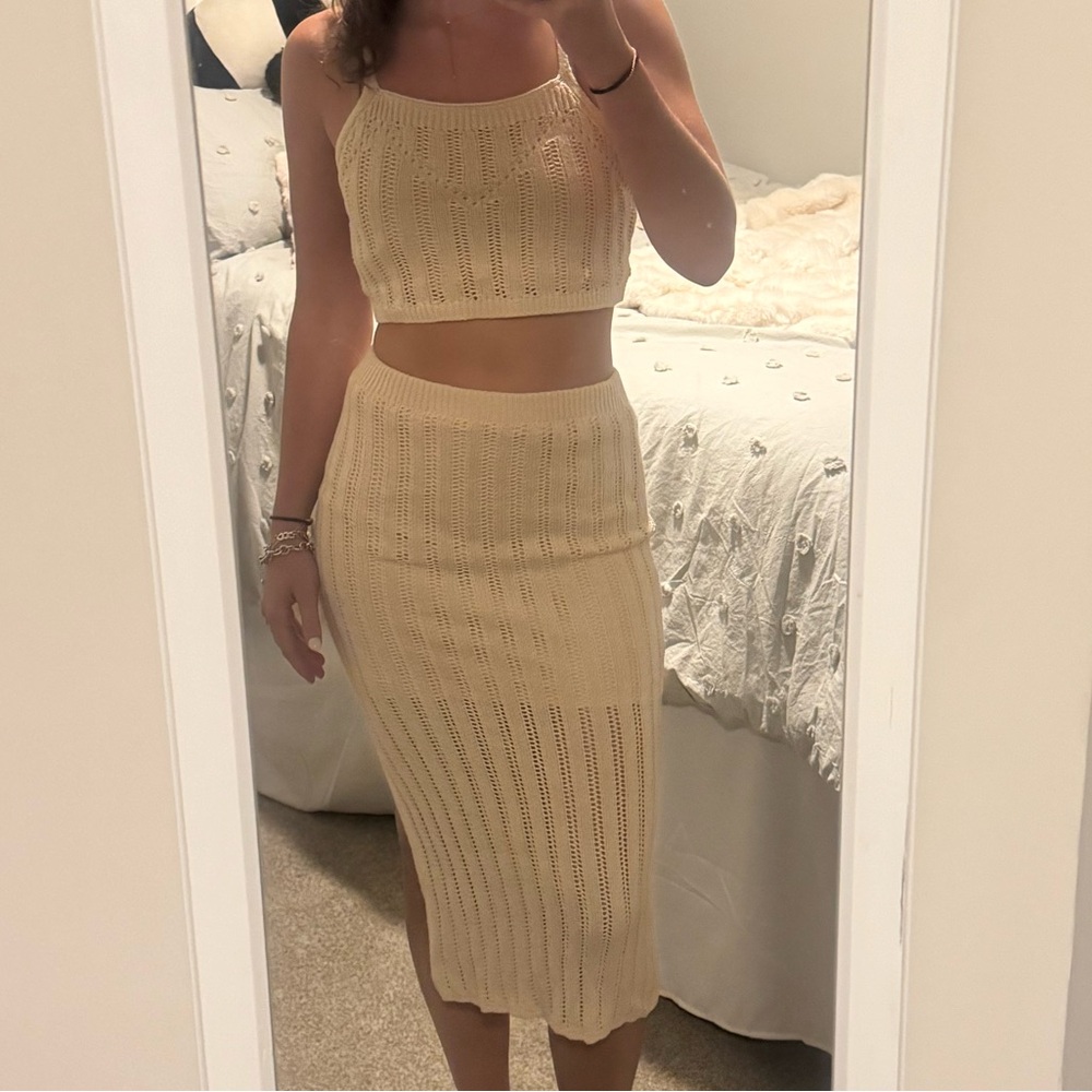 Skirt and top set